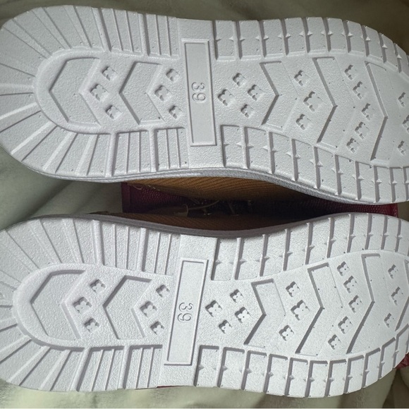 Kayak Cognac Corduroy Slip On Shoes EU 39/ US 8.5 - Picture 7 of 12